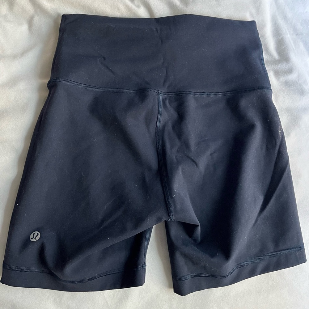 Lululemon Wunder Train Shorts 6in
